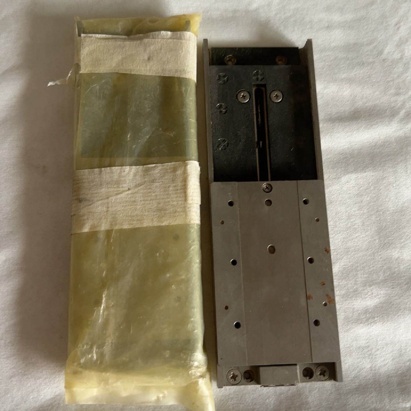SMC卡片式电机LAT3M-50-X202 一个二手的,一个--议价商品
