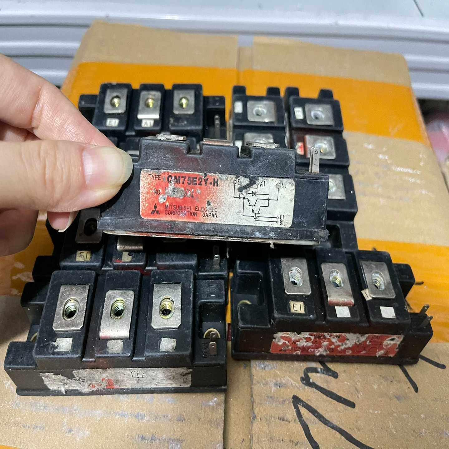 QM75E2Y-H模块功能质量，有联系我！询价