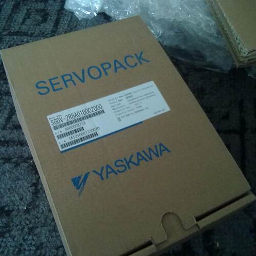 议价安川驱动器 SGDV-2R8A01A/2R8A01B/2R8A11A/R90A01A/1R6A11A/