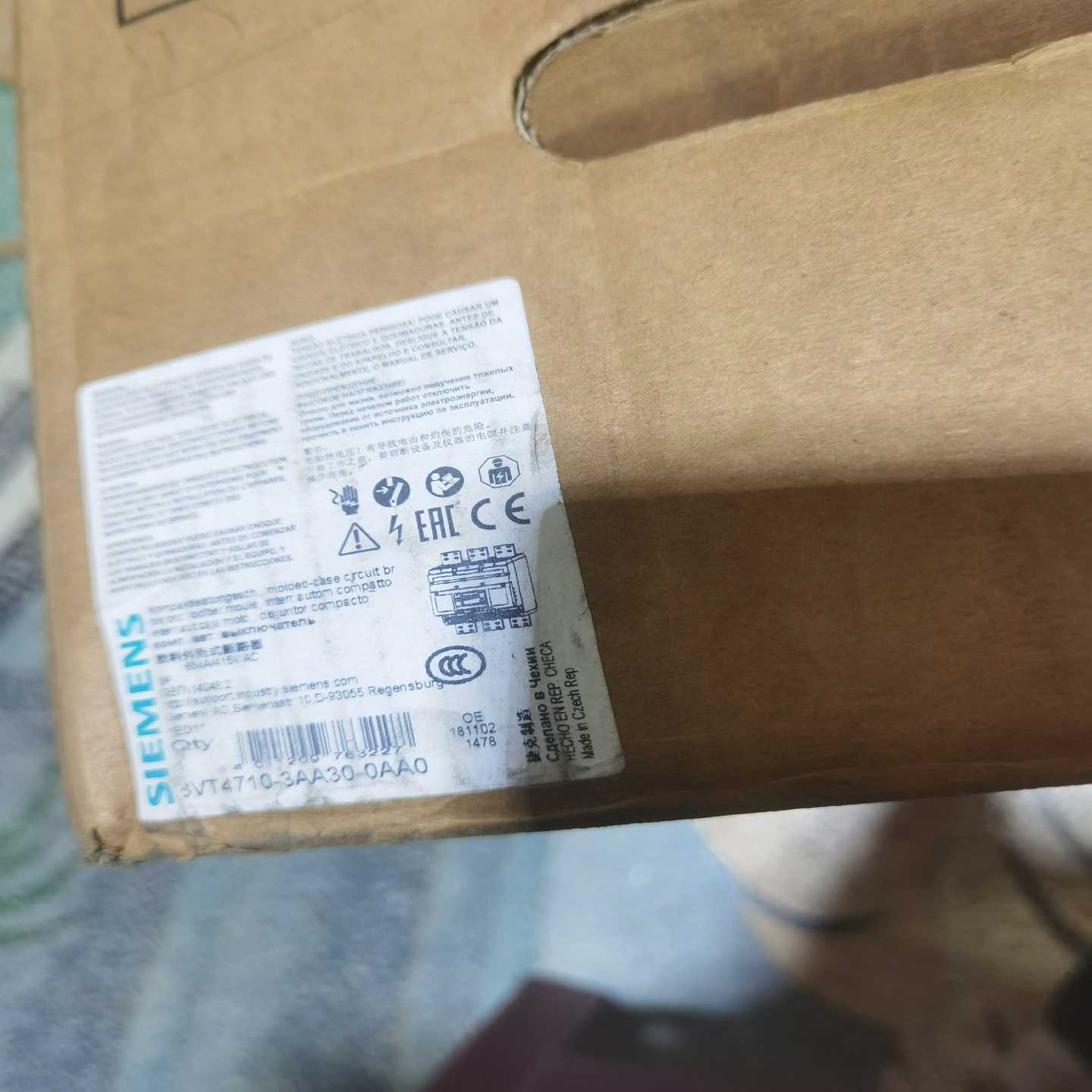 3VT4塑壳断路器3VT4710-3AA30-0AA0询价