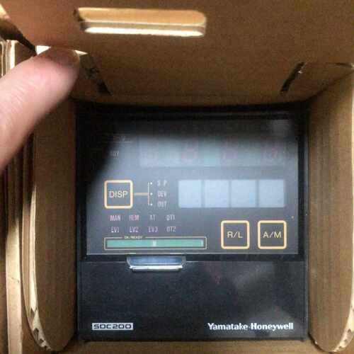 YAMATAKE sdc200 溫度控制器SDC200 2G[浩蓉商户]