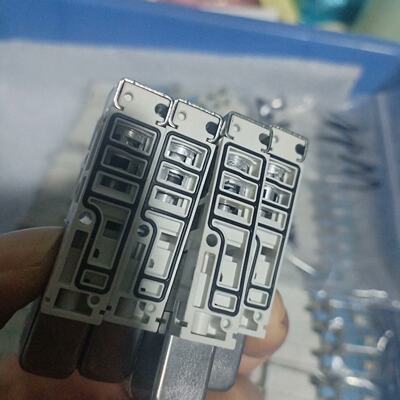 松下NPM头部电磁阀VQZ115R-5M0Z1-C6-X51-议价