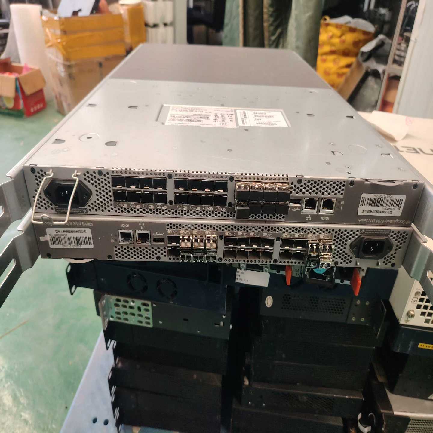 HP AM868B StorageWorks 8/24 SA【鑫鑫商铺】
