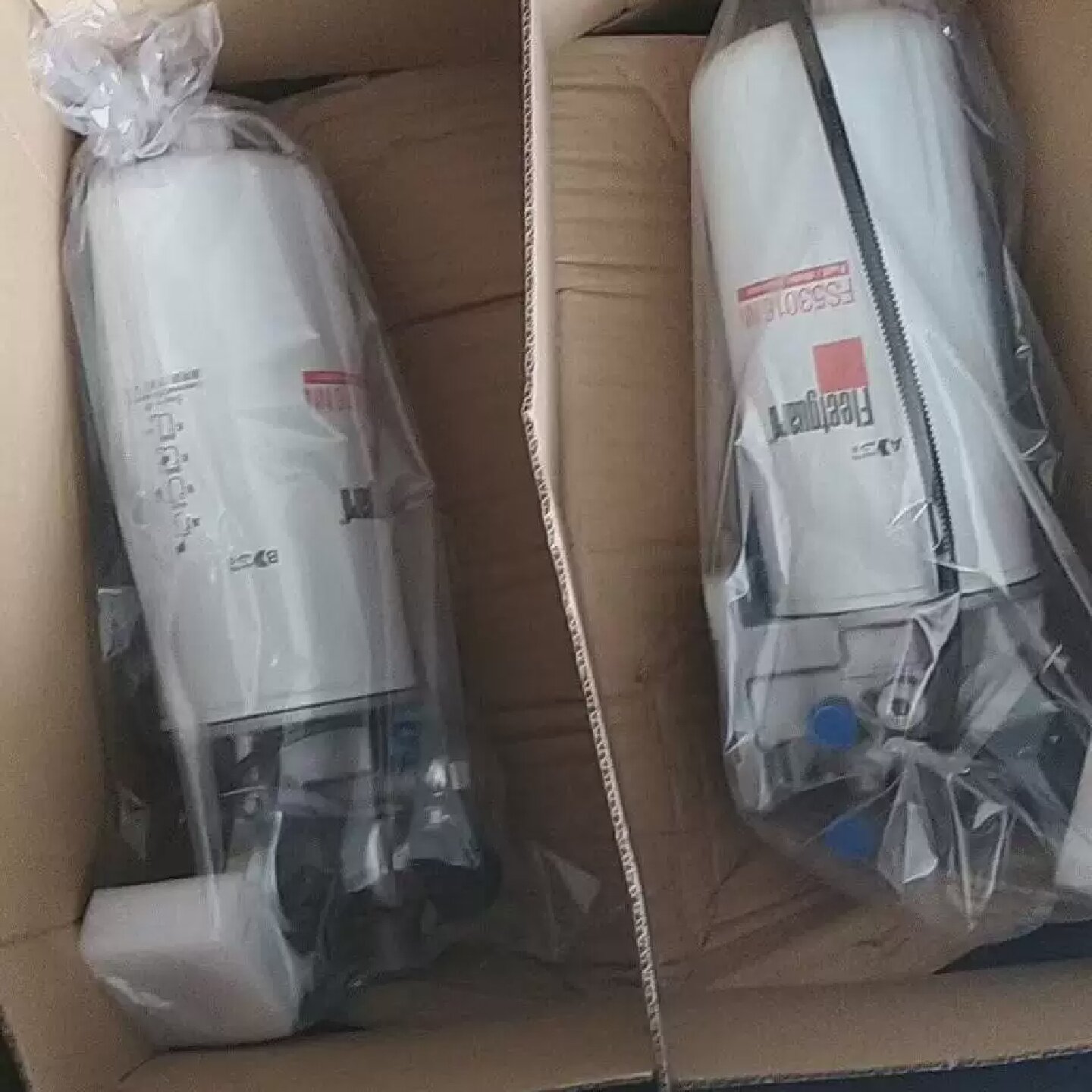适用于货车戴姆勒欧曼汽车ETX油水分离器总成GTL电子泵柴油滤芯