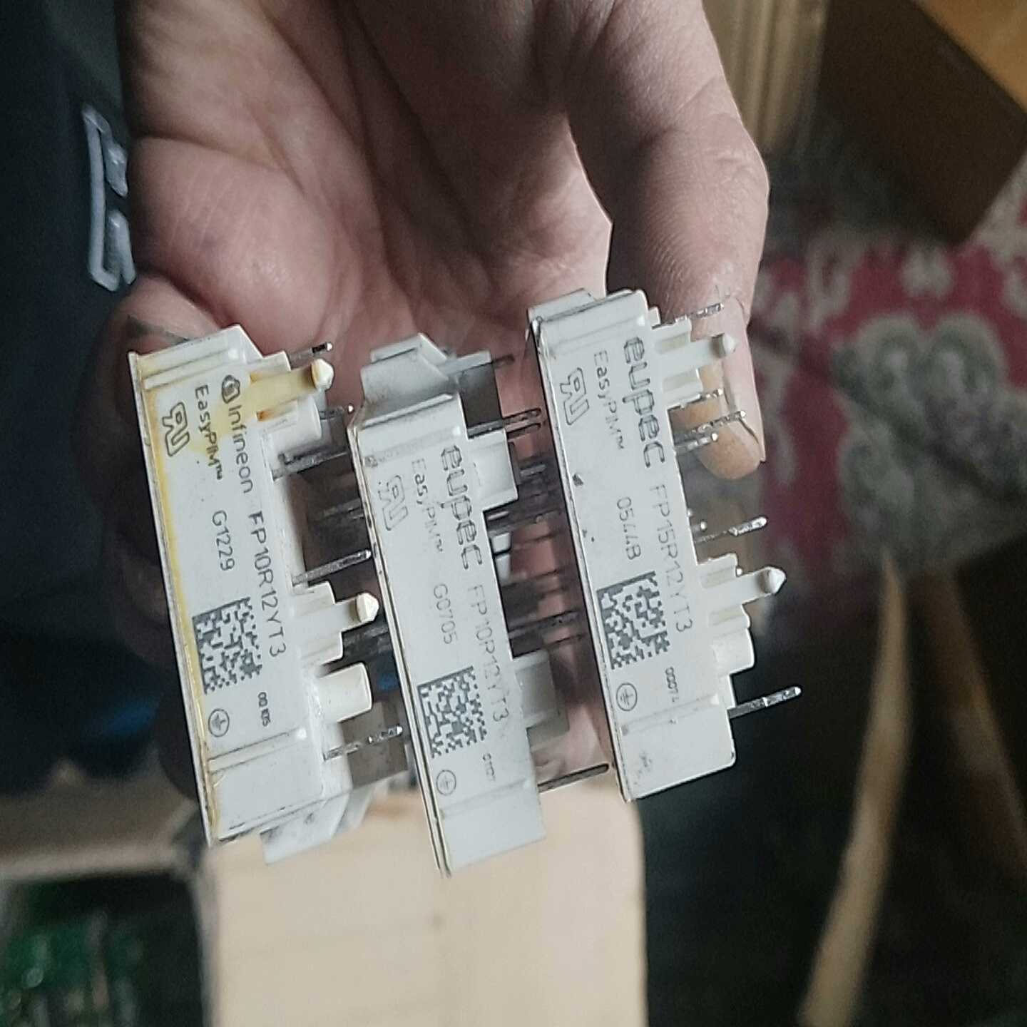 FP15R12YT3FP10R12YT3GD15PJK1询价