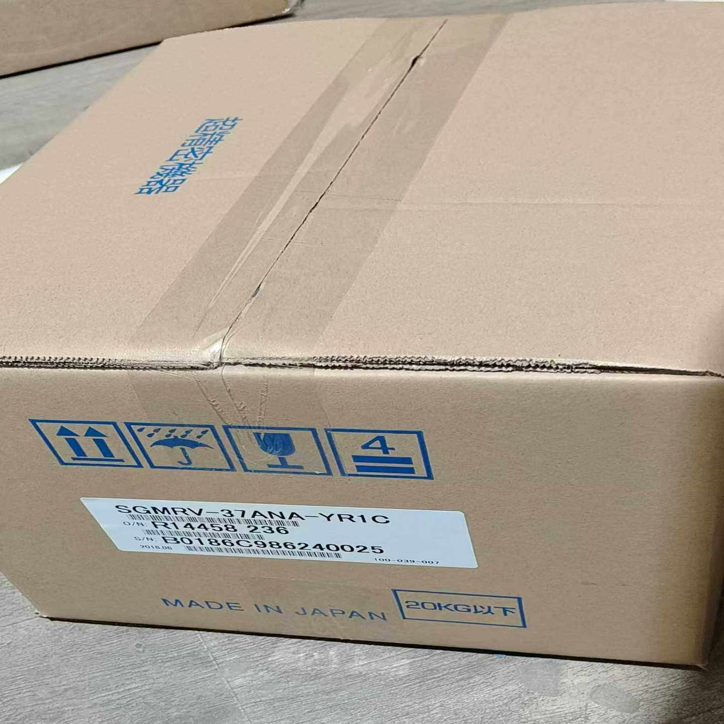 V-7-1安川机器人服，带整套包-议价,3C数码配件,其它配件,淘宝优惠券,粉丝福利购,淘宝优惠卷