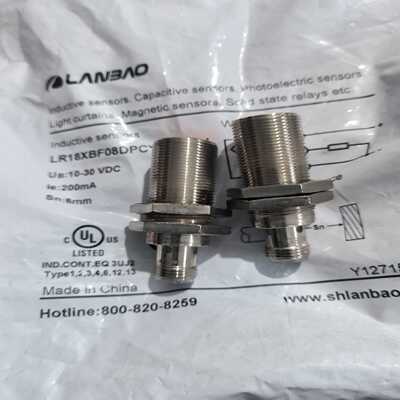 IGS206，接近开关。新设备上拆下来的.一共两个，的拿询价