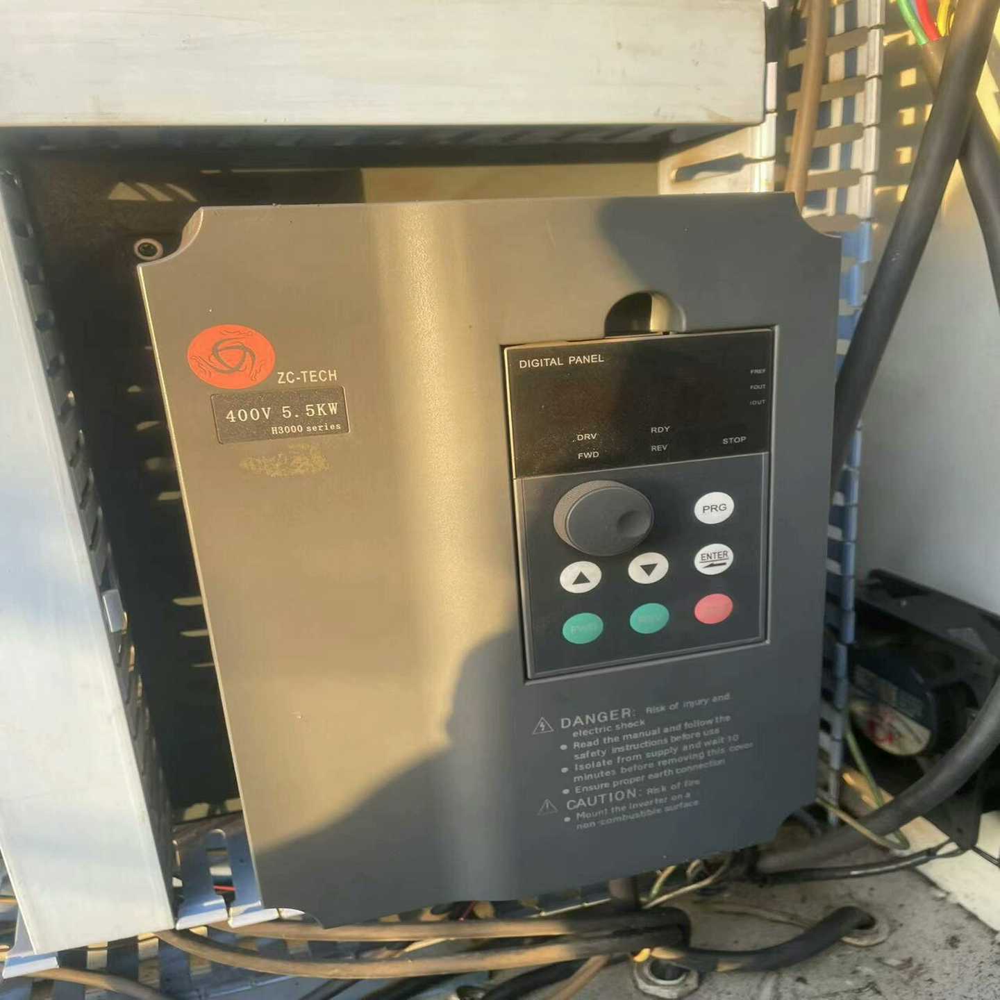 （议价）众辰变频器H3400A05D5K/5.5KW/380V功能正