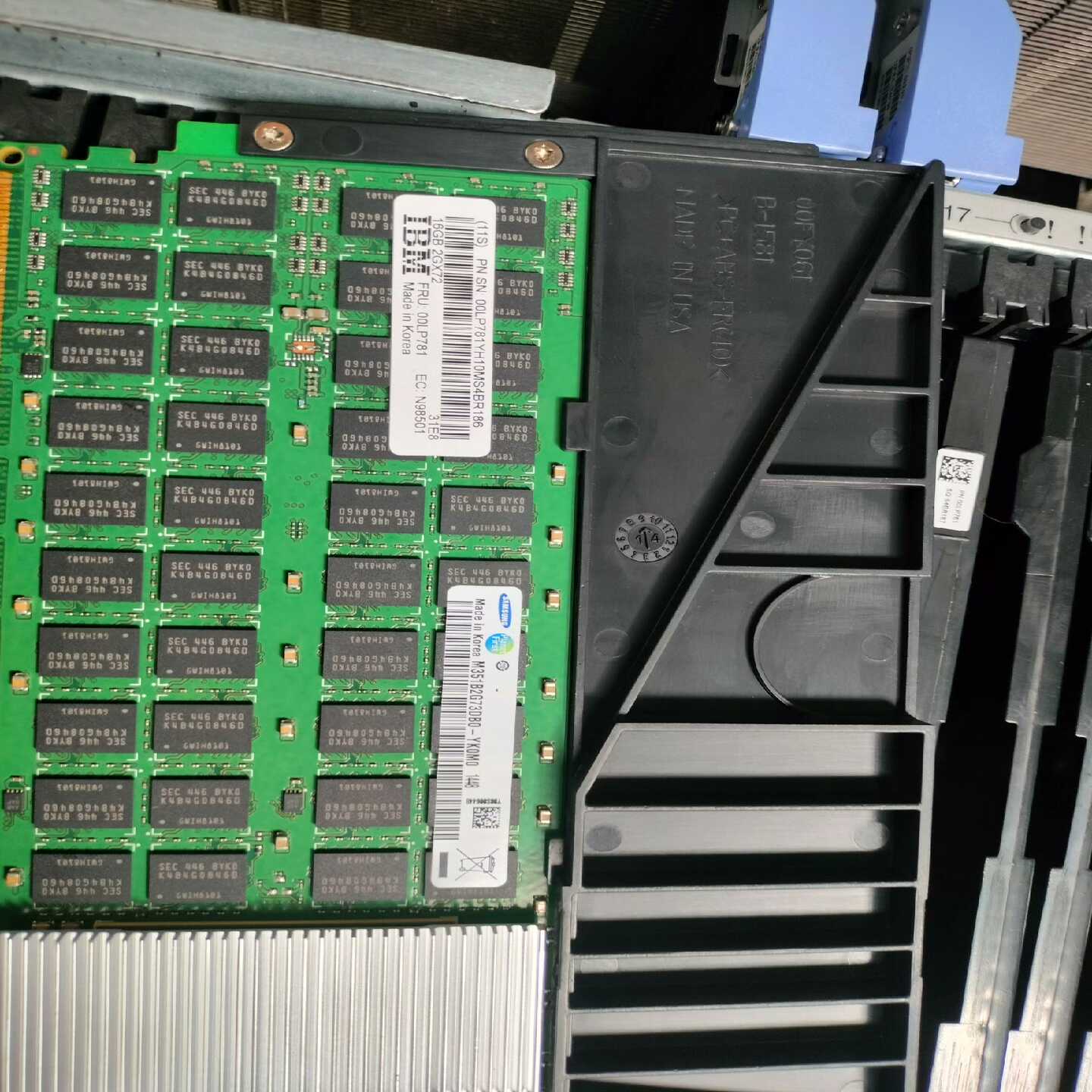 IBMEM8BEM83EM8P16G00LP781(亚飞商行）