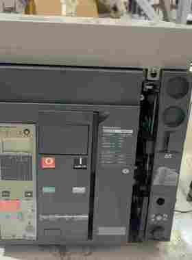 台达变频器四台，BFD007N43A~询价