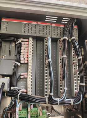 PLC模块一套，型号PM554/DI562/DX询价