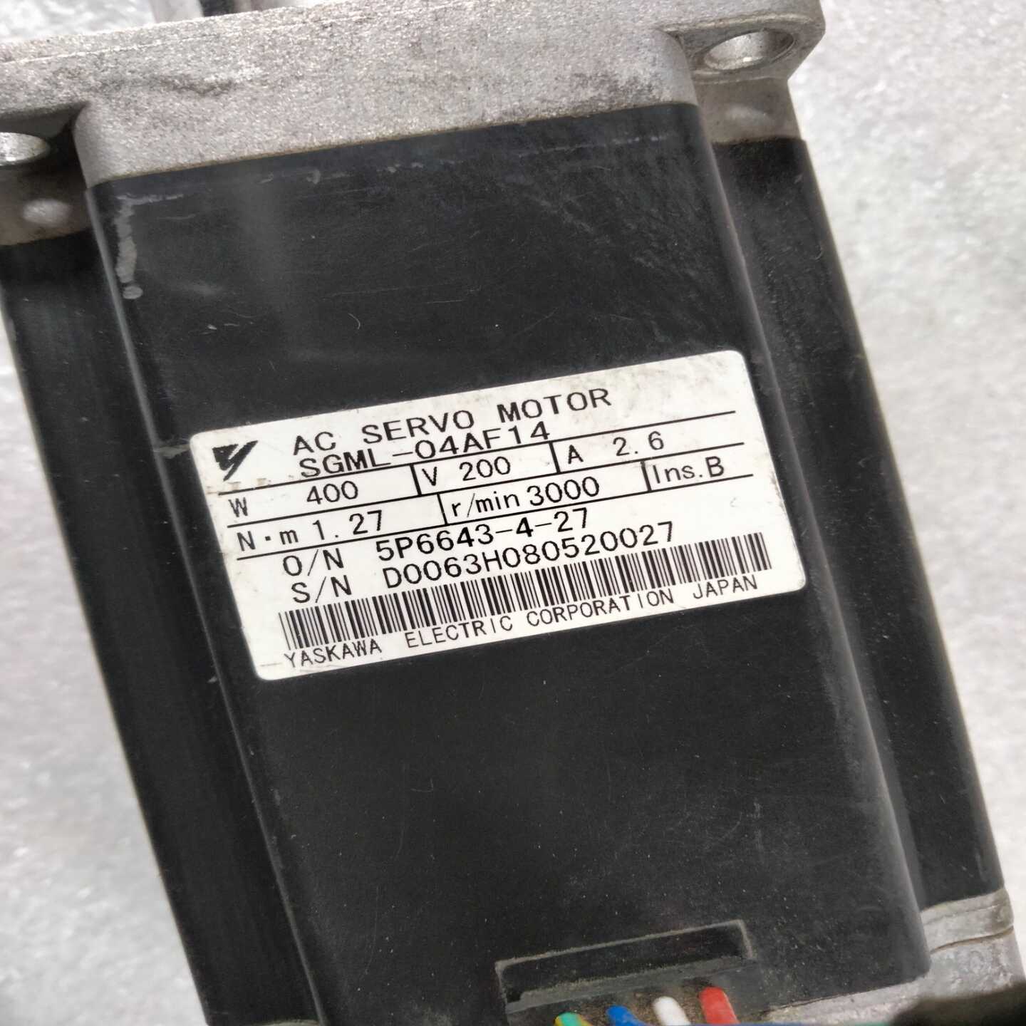 SGML-04AF14安川伺服电机，二手剪线拆机，成色如图-议价