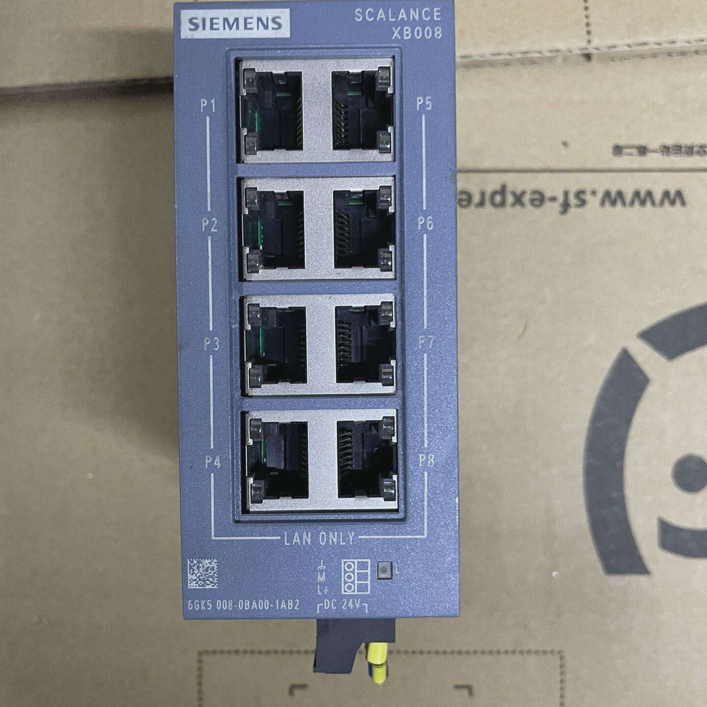 拍前询价：西门子8口工业交换机6GK50080BA001AB2成