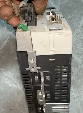 松下A6驱动器400wMBDLN25NE拆机货实物照片