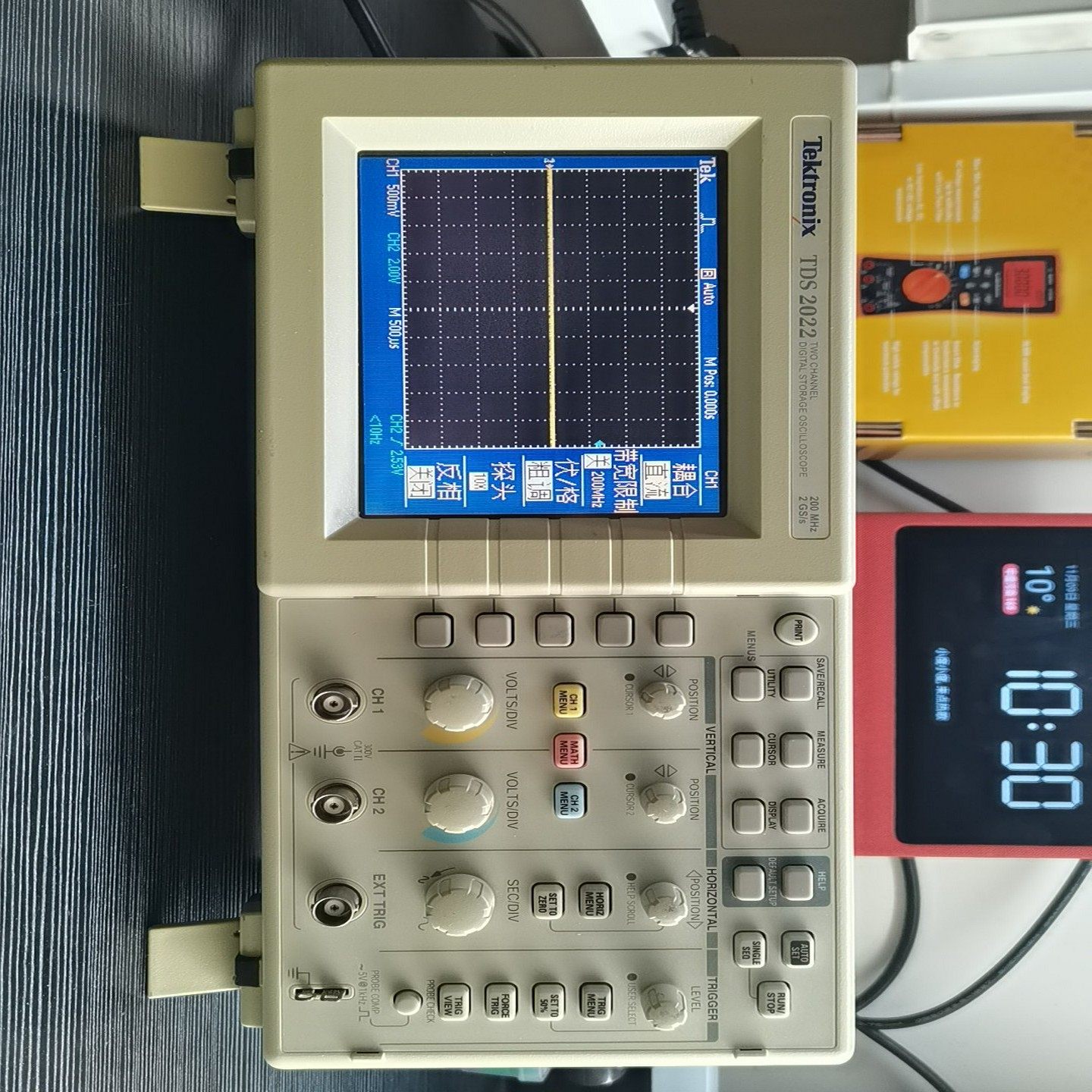 泰克200MHZ示波器   TDS2022，成色如图--议价商品