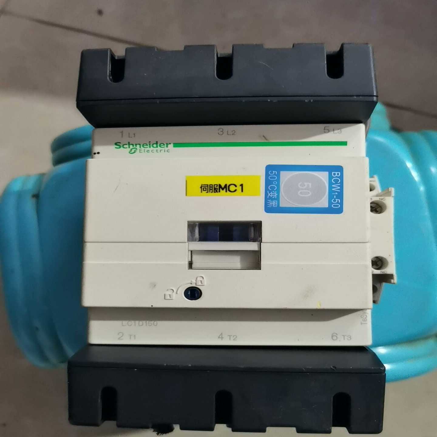 拆机施耐德接触器LC1D150一台，功能包好，成色看图（--议价商品