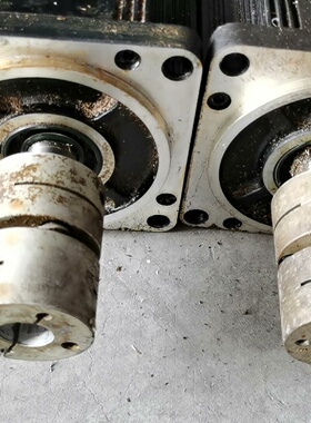 武汉华大电机110STM04030LFB成色如图原装拆