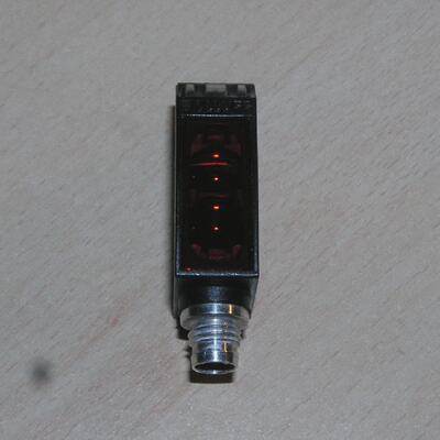 Unused  Balluff BOS 6KPU1OCS49C 120682 now BOS00A8 Photoelec