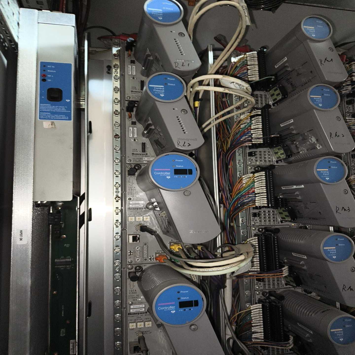 霍尼韦尔Honeywell控制器模块CC-PCNT01和CC--议价商品