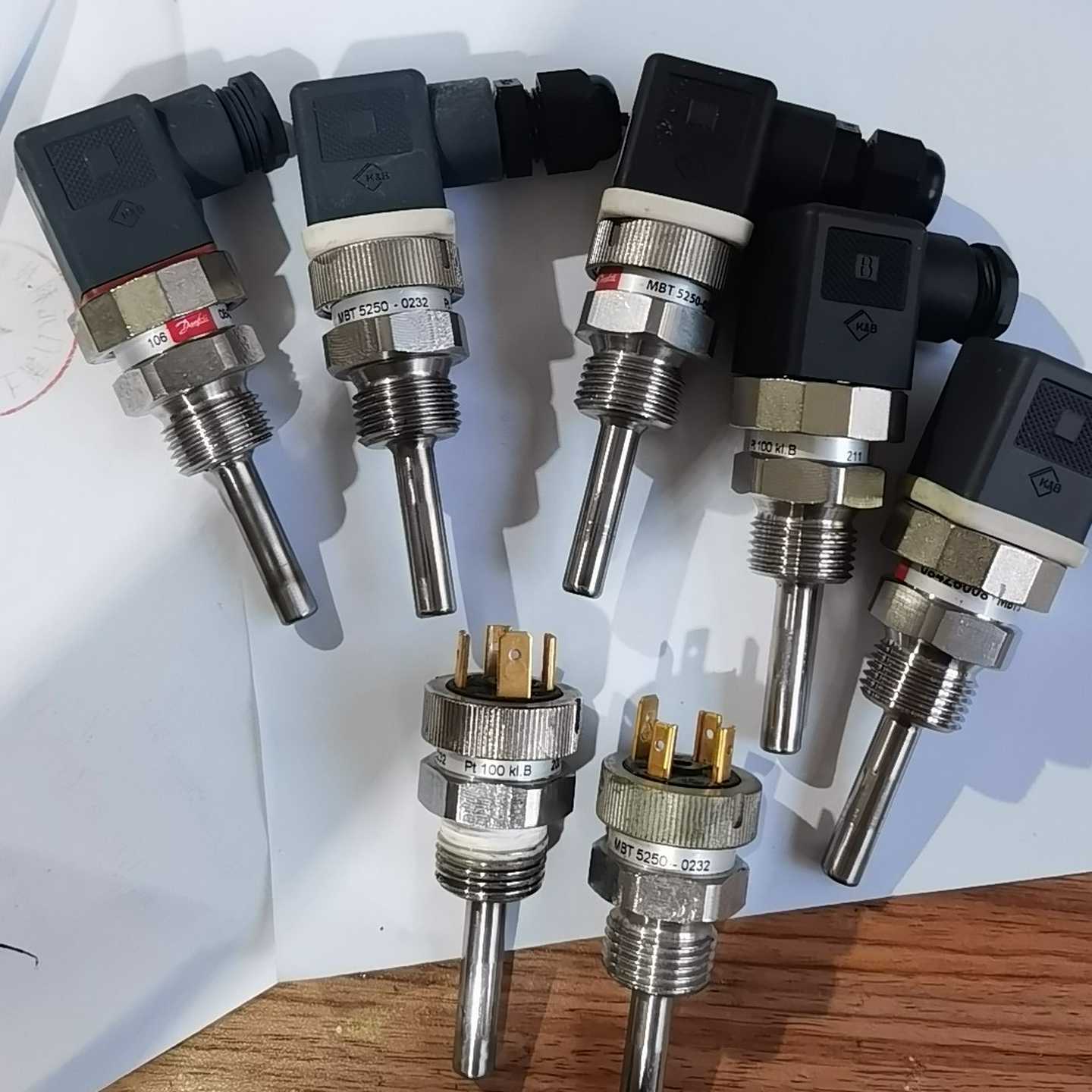 丹佛斯温度传感器PT100 MT5250 件，功能正常~询价