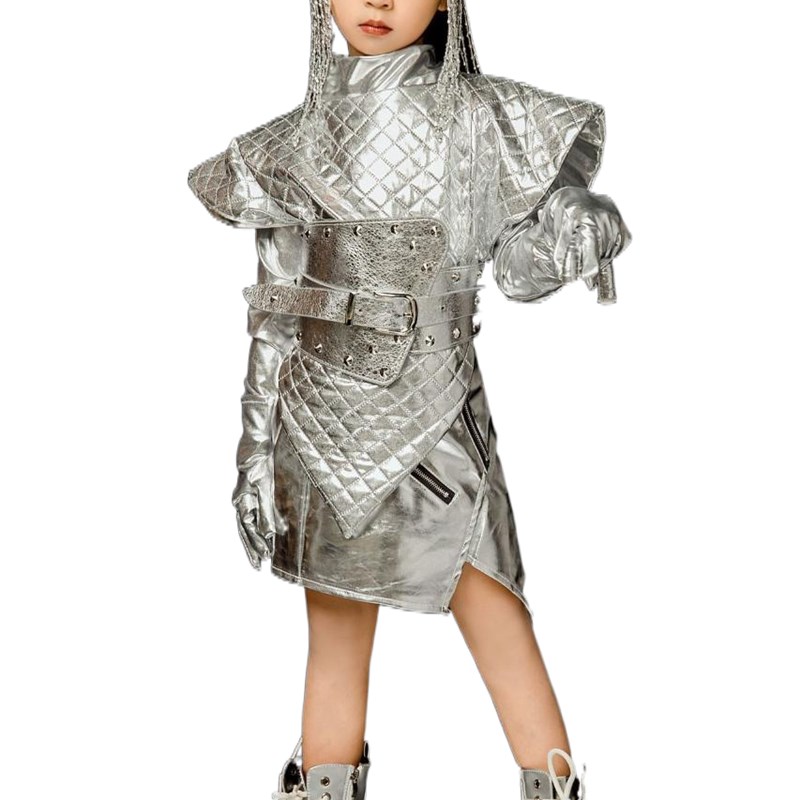 银色儿童走秀未来科技风模卡演出服宇宙创意主题服装舞台比赛潮服