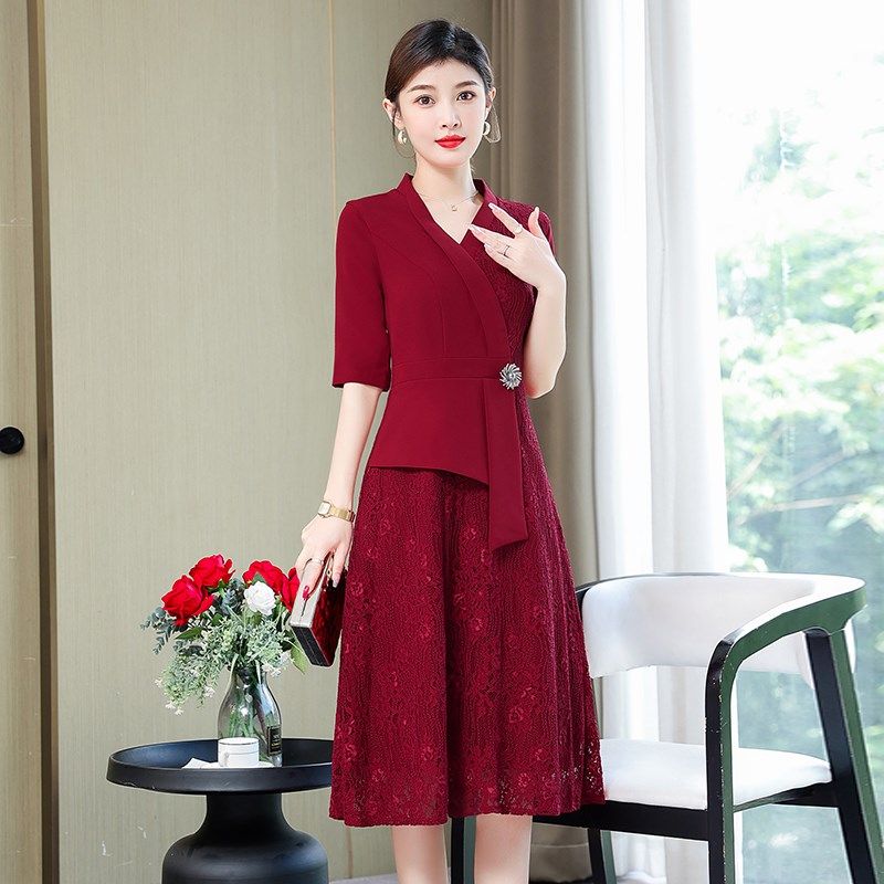 妈妈装夏季新款高端大气时尚假两件蕾丝拼接连衣裙丈母娘结婚礼服