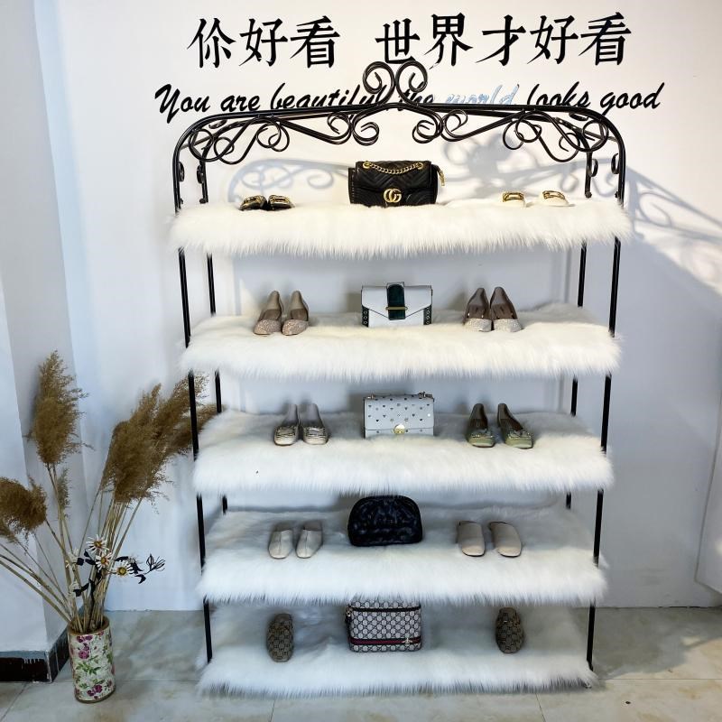 毛毛地毯长毛绒服装店货架毛垫商铺装饰桌垫橱窗垫鞋店柜台垫