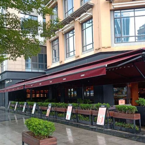 深圳遮阳挡雨双层纤维遮阳篷多色手自动伸缩篷户外商铺遮阳雨棚