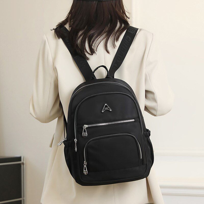 2024新款女士休闲时尚双肩包女牛津布小背包包旅游轻便旅行大容量