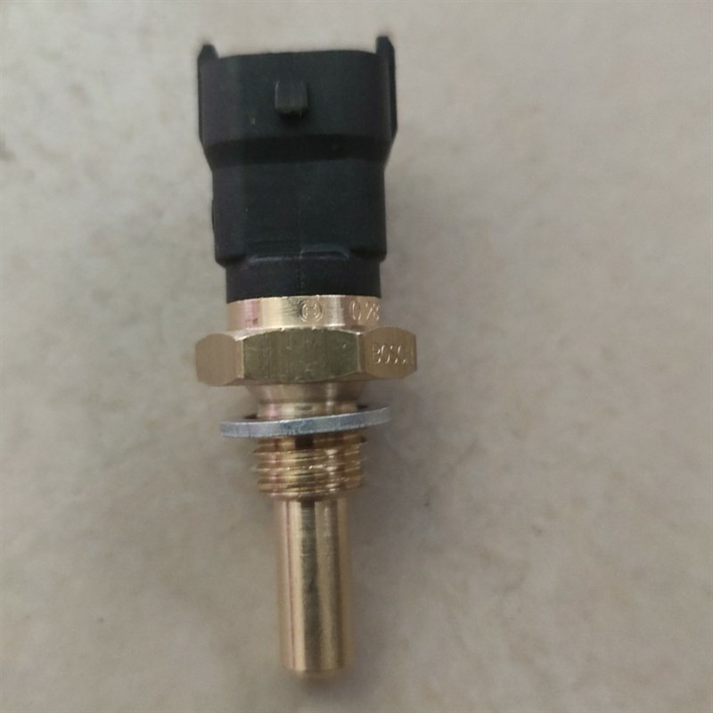 新源65/75轮式挖掘机  新柴发动机4D32YG30水温传感器 原厂配件