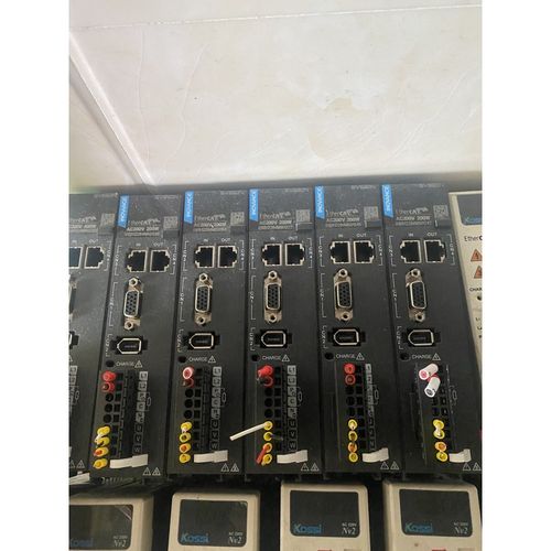 汇川SV660N1261伺服驱动电机配完整的至少两米的线,