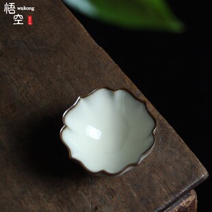 正品龚炳明龙泉青瓷铁胎蛋白釉手工高档大号葵口主人杯单杯礼盒装