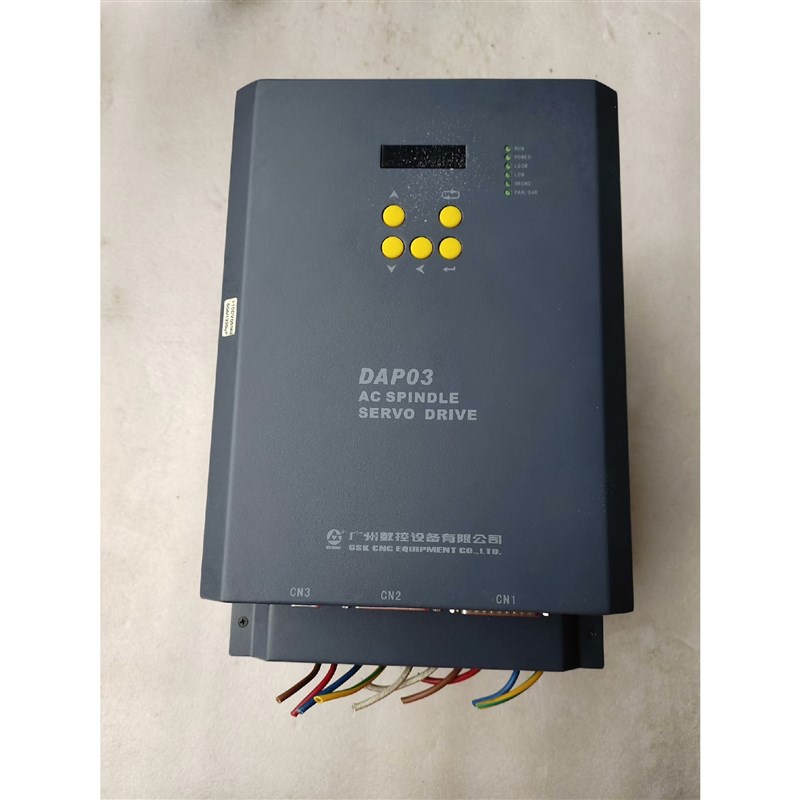 议价广州数控5.5KW伺服主轴驱动器型号:DAP03-055.拆