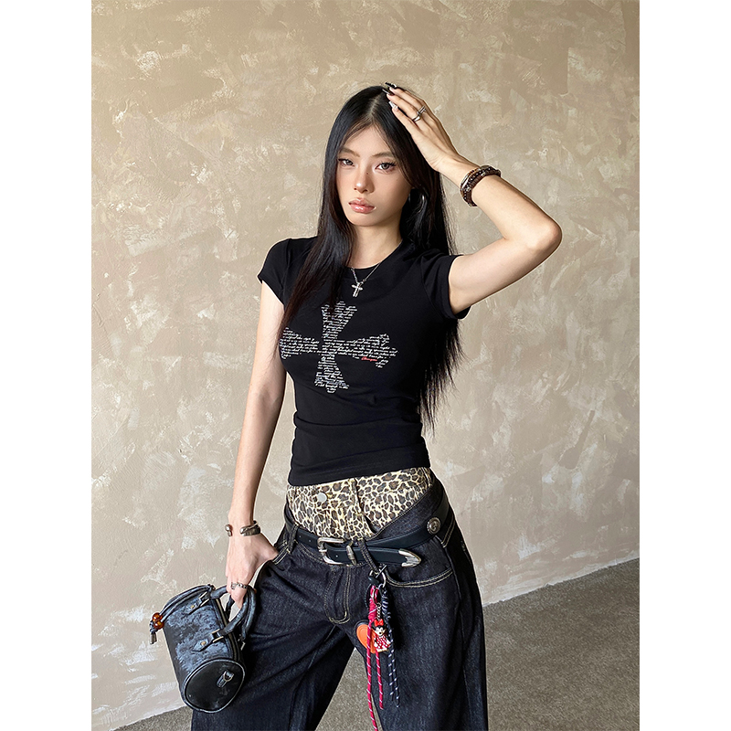 美式辣妹正肩短袖t恤收腰修身