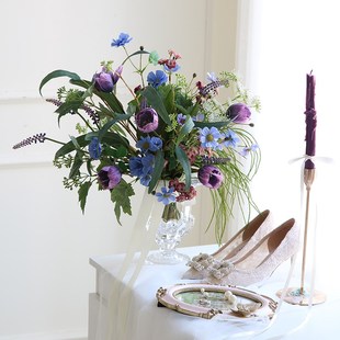 高级感出嫁紫色郁金香仿真摄影领证束蓝色婚礼手捧新娘结婚