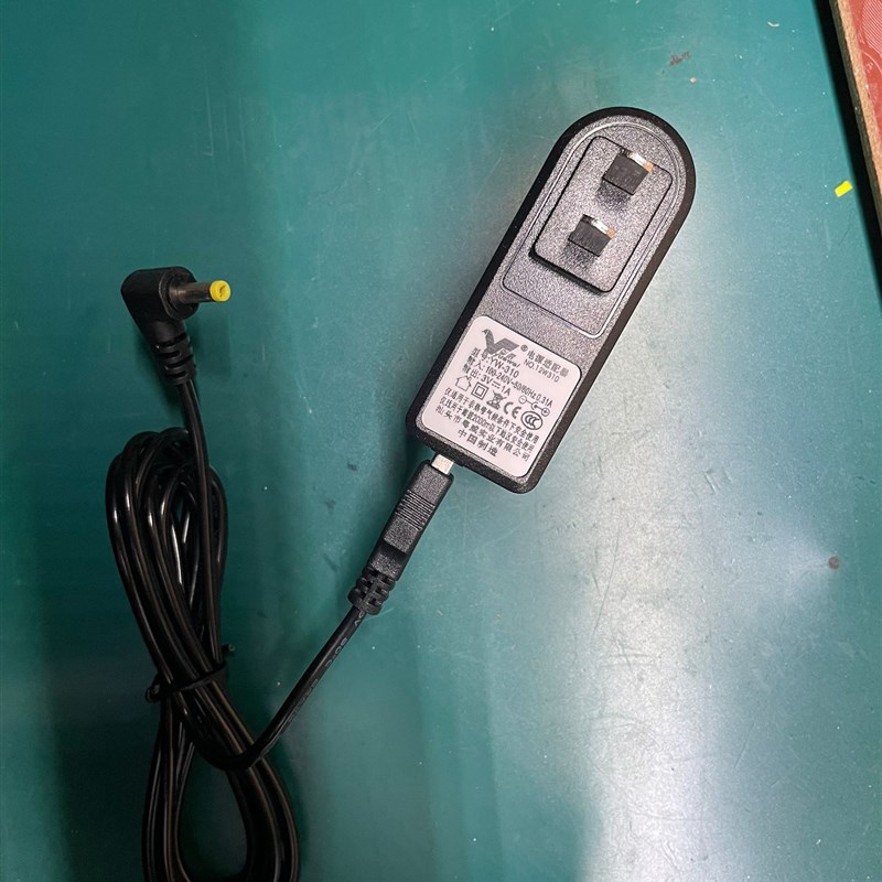 粤威3V通用三洋CD随身听DC3V电源适配器加长线1.5米