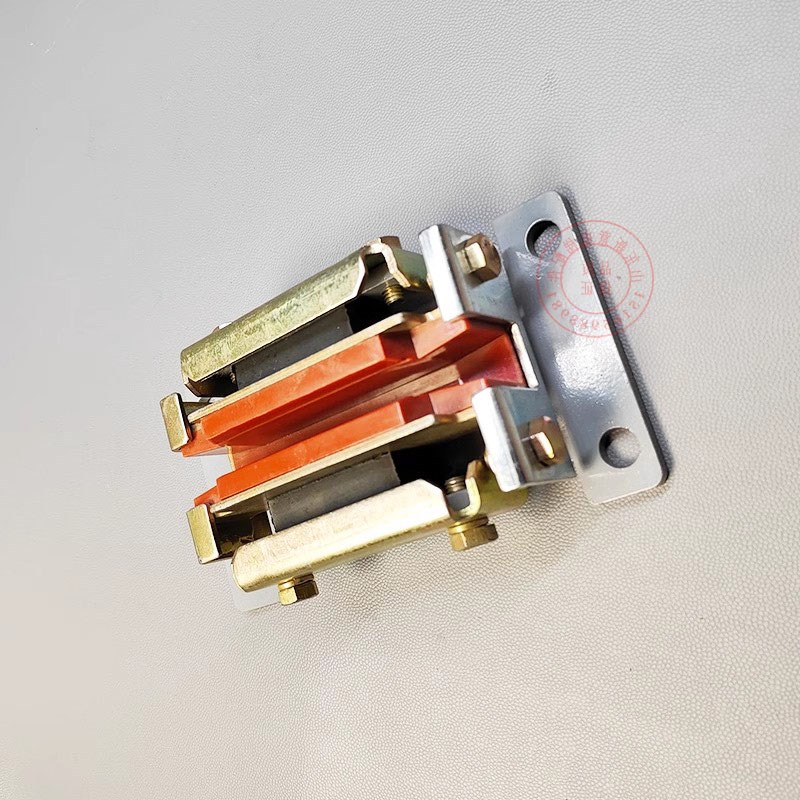 电梯滑动导靴 三菱 轨导靴 通力 奥的斯 轨轿厢靴衬别墅梯