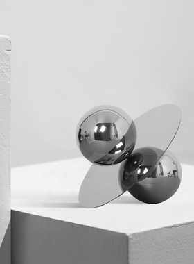 水晶飞碟摆件现代简约创意欧式办公室卧室桌面几何轻奢银色高级感