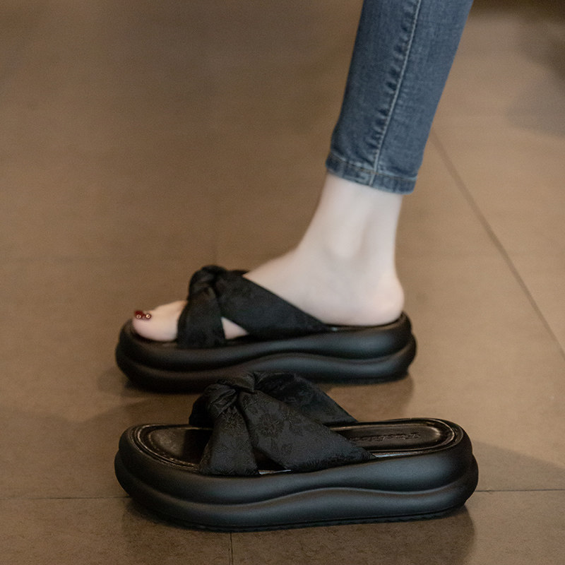 厚底拖鞋女夏季外穿2024新款小个子高级感时尚凉鞋女款一字凉拖鞋