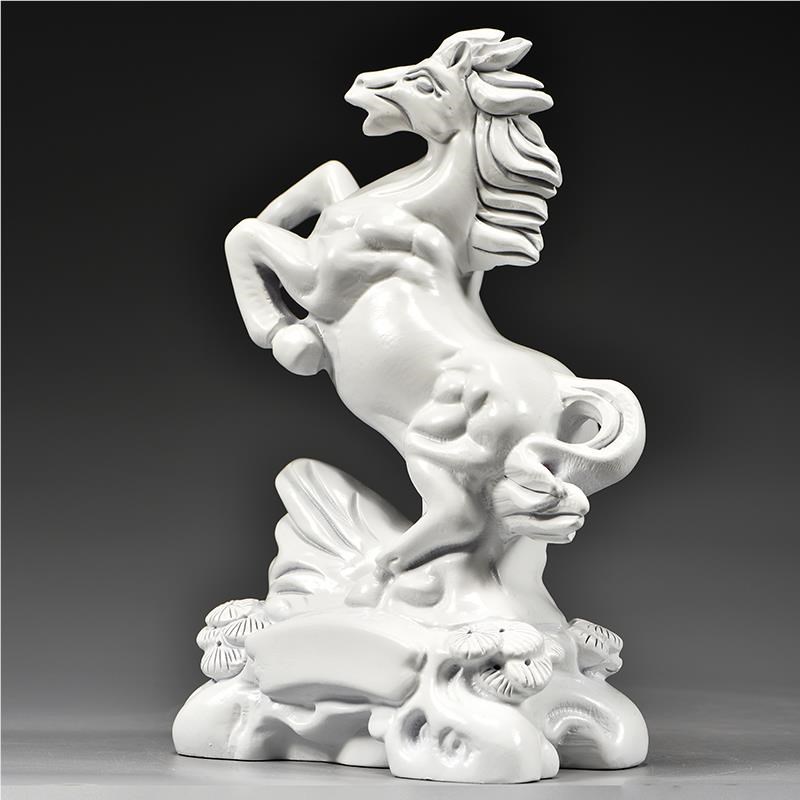 白色木马到成功雕刻摆件家居客厅办公室实木马装饰工艺品开业送礼