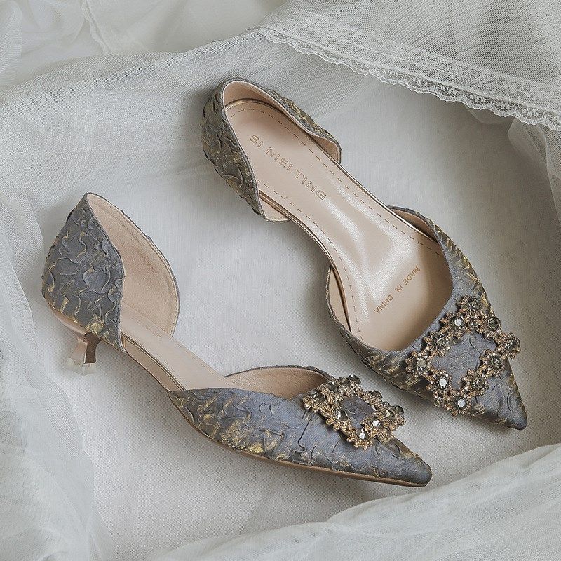 低跟水钻扣单鞋大码女鞋40一42脚宽胖加肥加宽低浅口尖头细高跟鞋,女鞋,穆勒鞋,淘宝优惠券,粉丝福利购,淘宝优惠卷