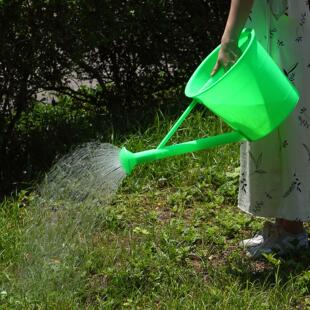 农用塑料洒水桶喷头大号洒水壶浇菜家用大容量种菜园 省力又耐用
