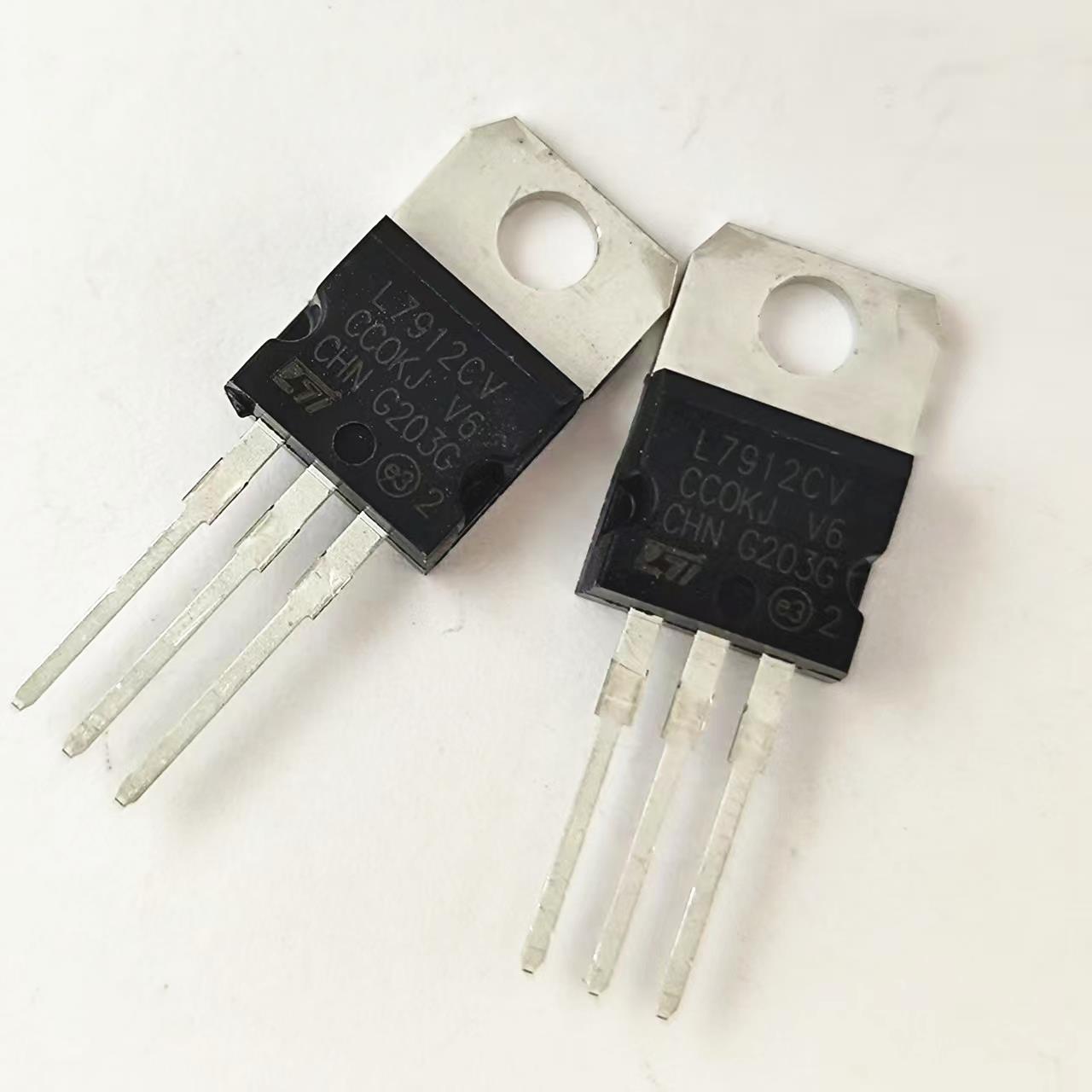 L7805CV L7812 L7815 L7806CV 09 08 24 L7905 LM317T 三端稳压管