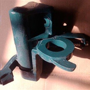 新昌新华纺配大全纺机配件 厂价直销倍捻机锭子铸铁摇臂座整套