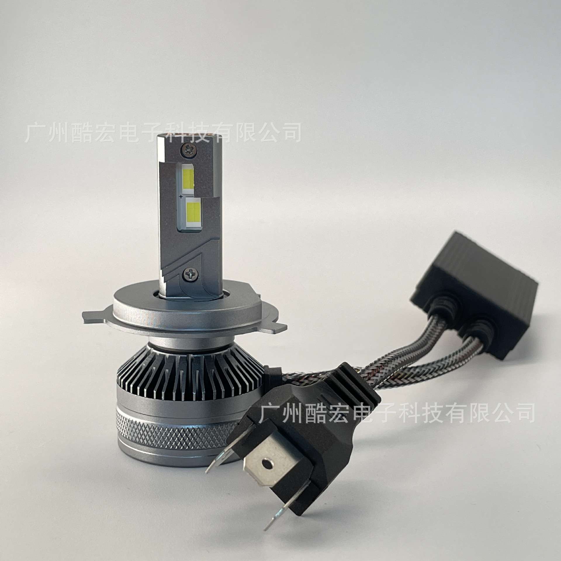 跨境汽车LED大灯双铜管大功率LED高亮85W超级解码H4 9005前照灯V8