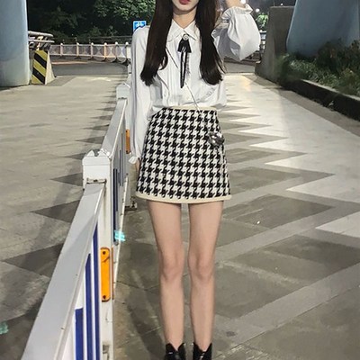 法式甜美娃娃领白色衬衫女秋冬打底别致设计感小众高级感独特上衣