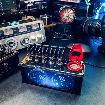 桌搭好物usb区块化集线扩展坞hub拓展器送M朋友气氛灯桌面朋克摆