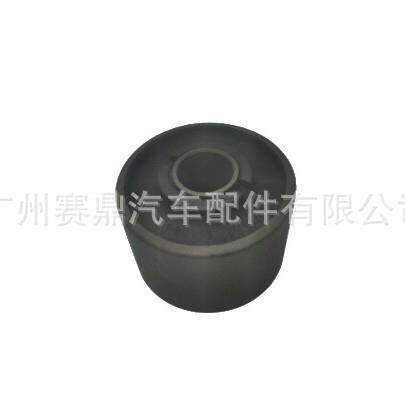 54570-CA000适用于尼桑橡胶衬套控制臂牵引臂衬套