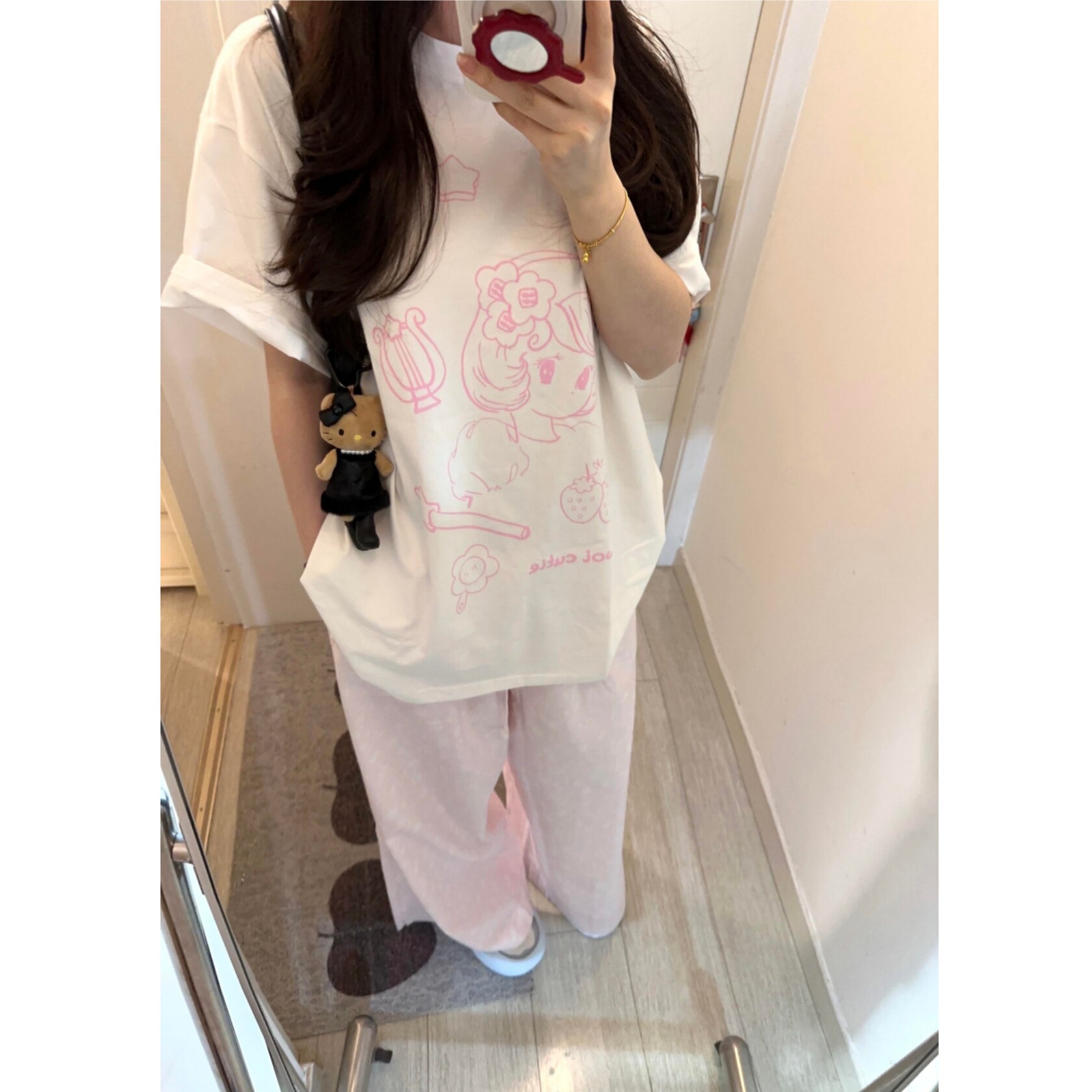 多巴胺软萌风~线稿美少女印花宽松圆领休闲索罗娜短袖T恤女上衣夏