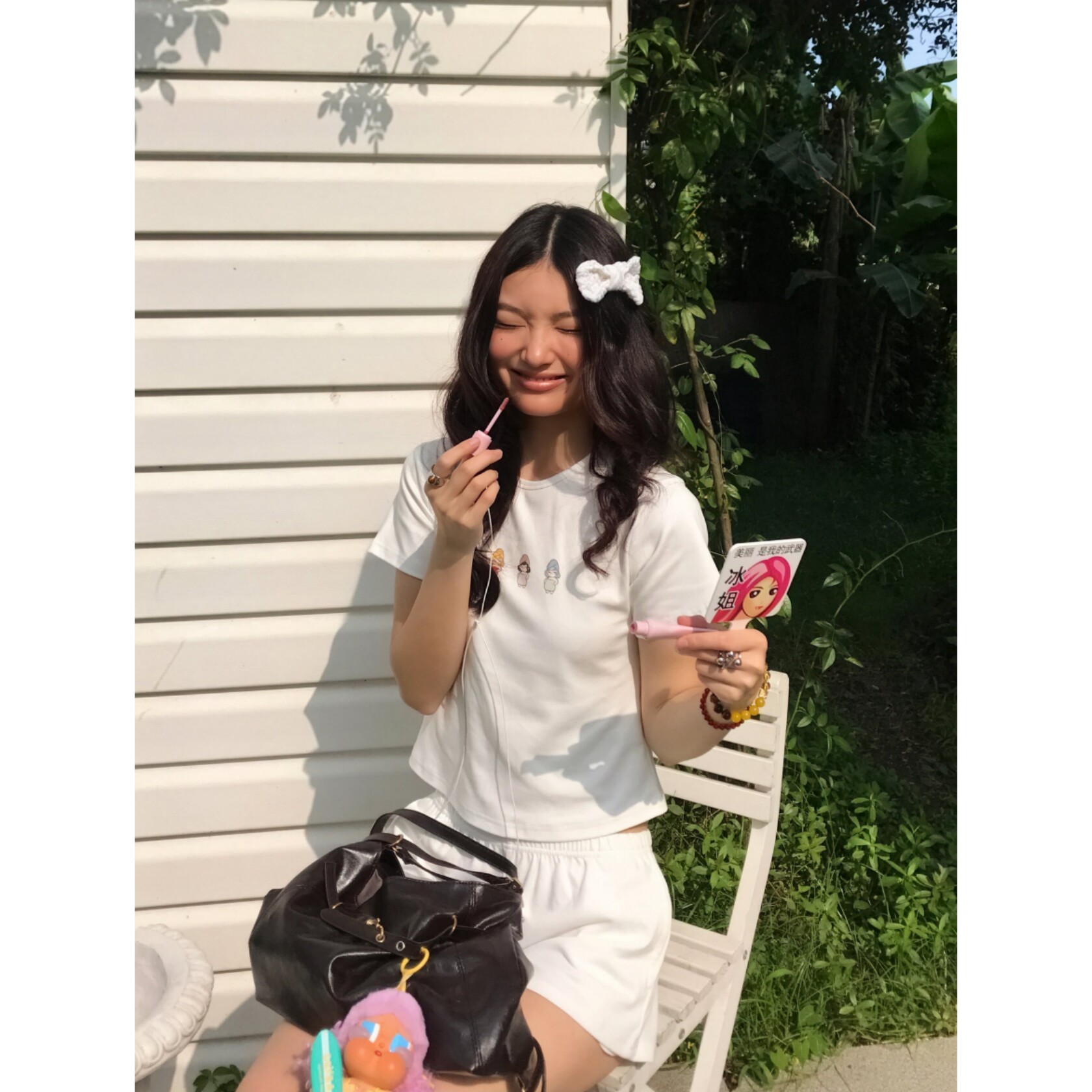 顽季果 日系可爱风~迷你卡通小人印花正肩修身短款圆领短袖T恤女